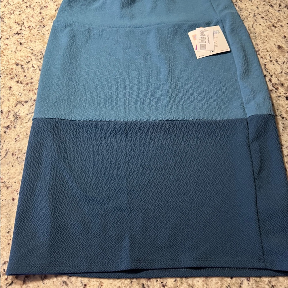 3 lularoe Cassie skirts 🆕 size XL bundle - Picture 4 of 12